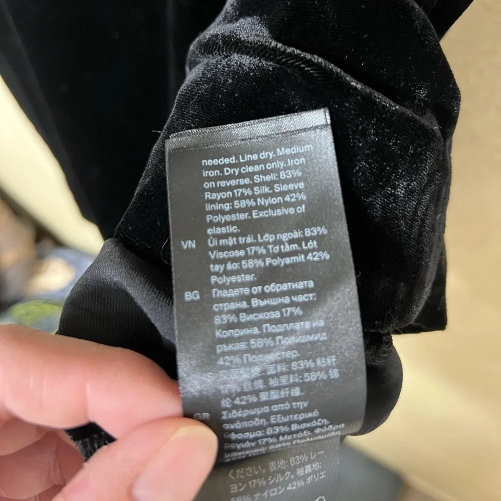 COS NWT black gathered velvet silk blend midi dress statement sleeve minimalist - Picture 13 of 13